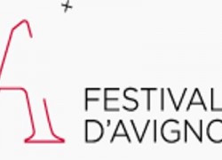 Une délégation de la commission culture au Festival d'Avignon