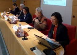 Martine CERF, secrétaire générale d'EGALE, avec Nadia EL FANI,  cinéaste, Nelly JAZRA BANDARRA, Vice-présidente de l'AFEM,  Saïda DOUKI DEDIEU, Psychiatre, Jean MAHER, Président de l’Union Egyptienne des Droits Humains, représentant des Coptes en France